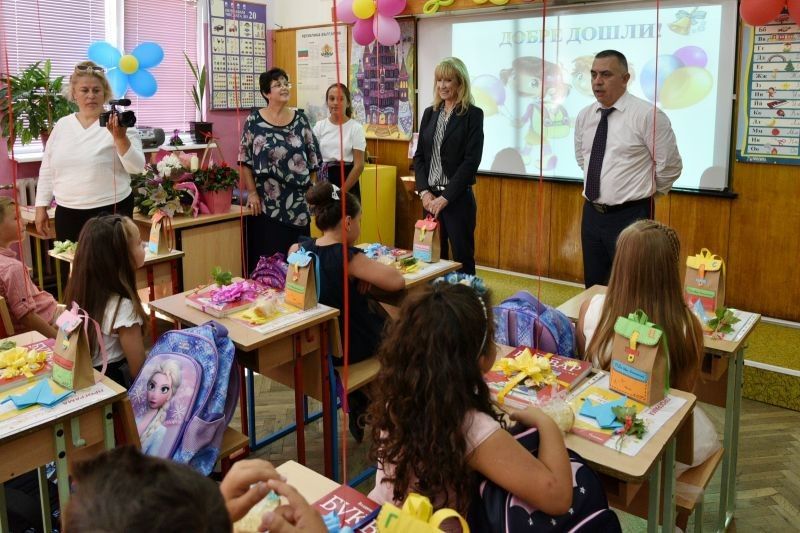 Община Сливен осигурява на първокласниците безплатен достъп до онлайн платформата „Книговище.бг“