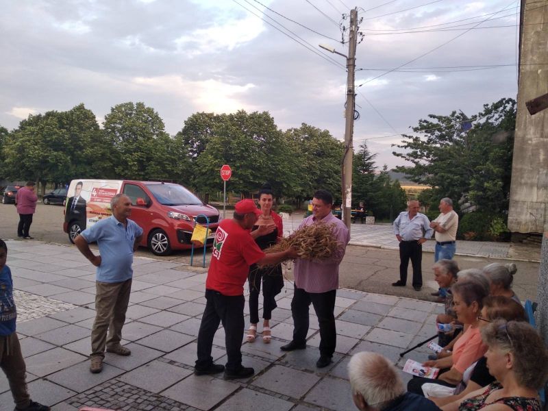 Топло посрещане за Атанас Зафиров и д-р Събина Петканска в Селиминово