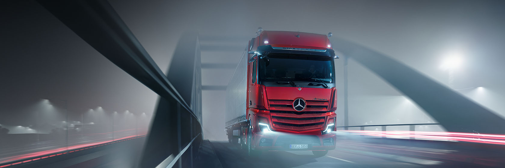 Mercedes-Benz_ActrosL2.jpg