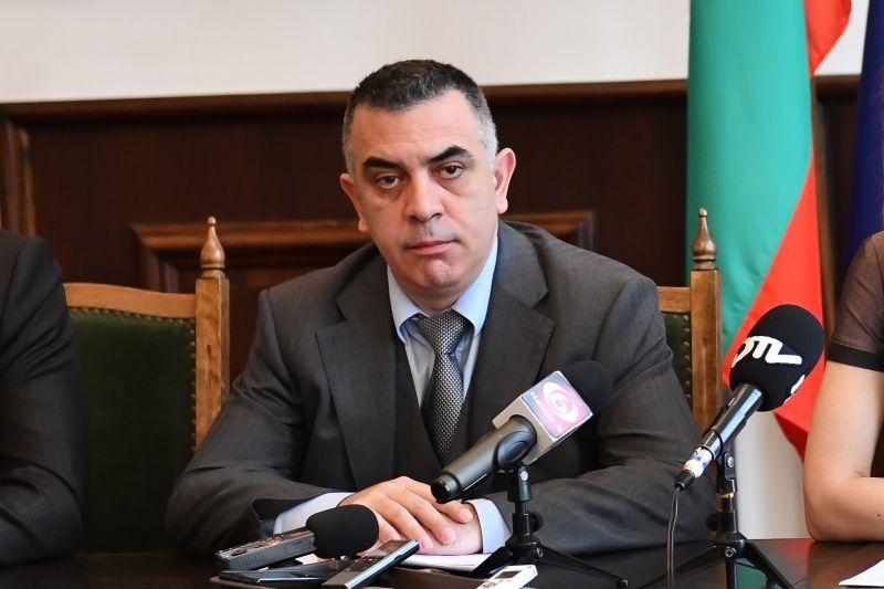 Стефан Радев