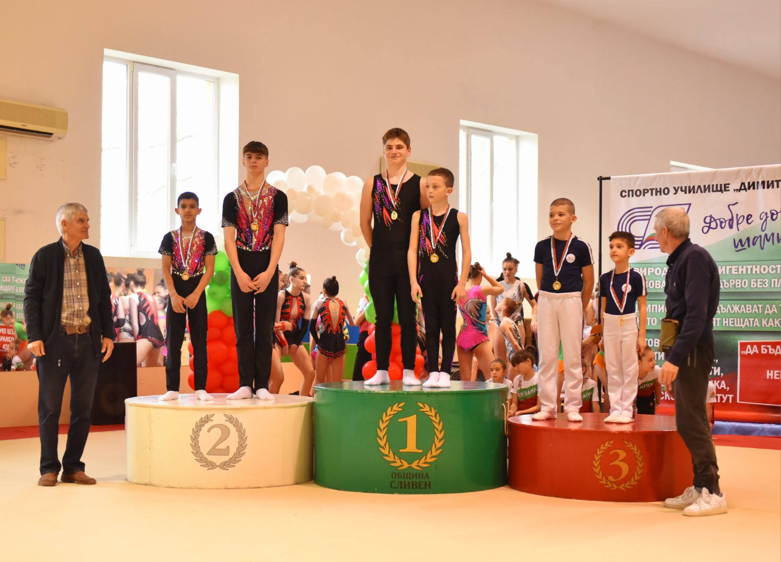 IMG-e43452bf675f1aa0f7a6f4e33932248b-V.jpg