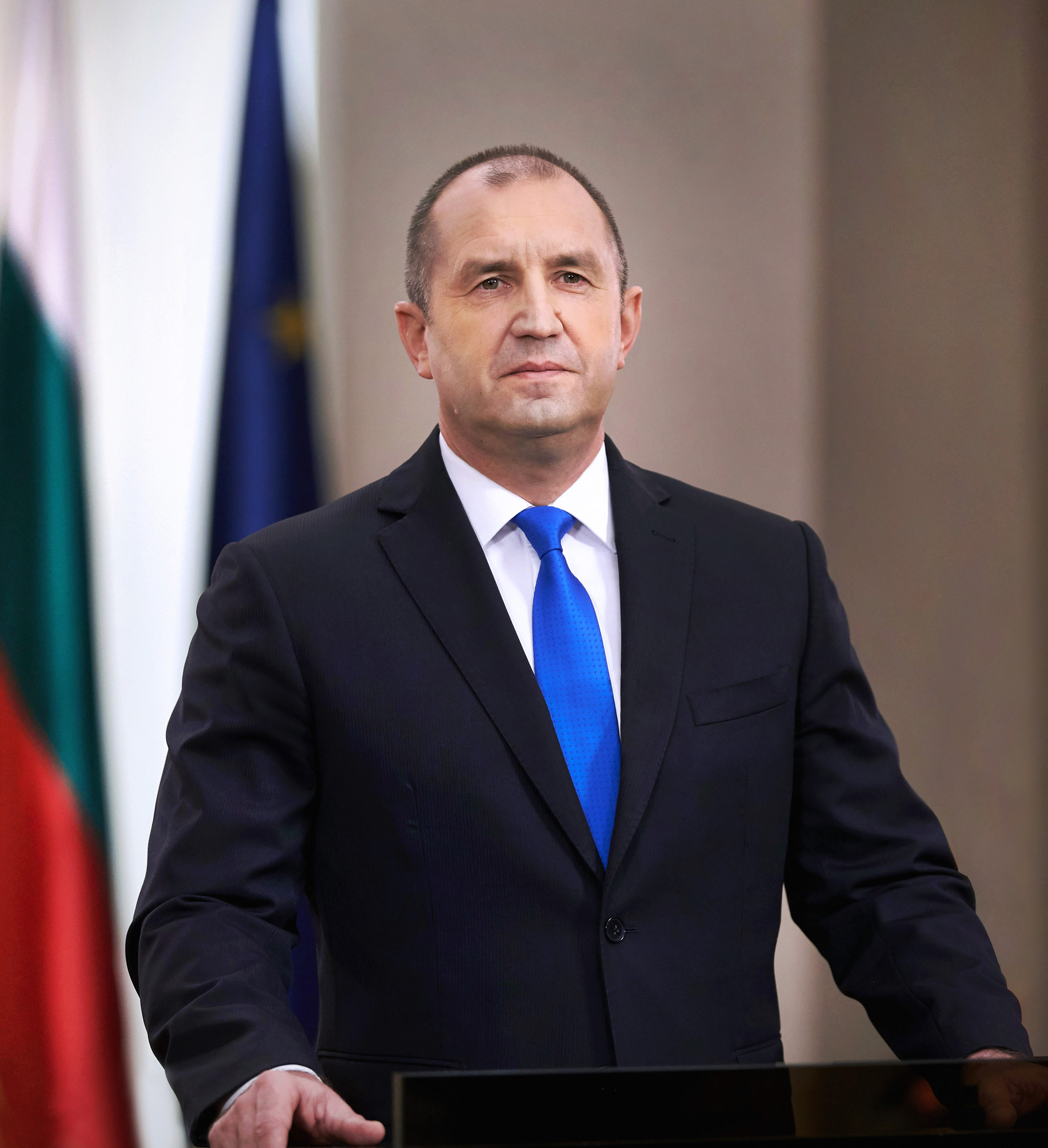 Rumen_Radev_official_portrait.jpg