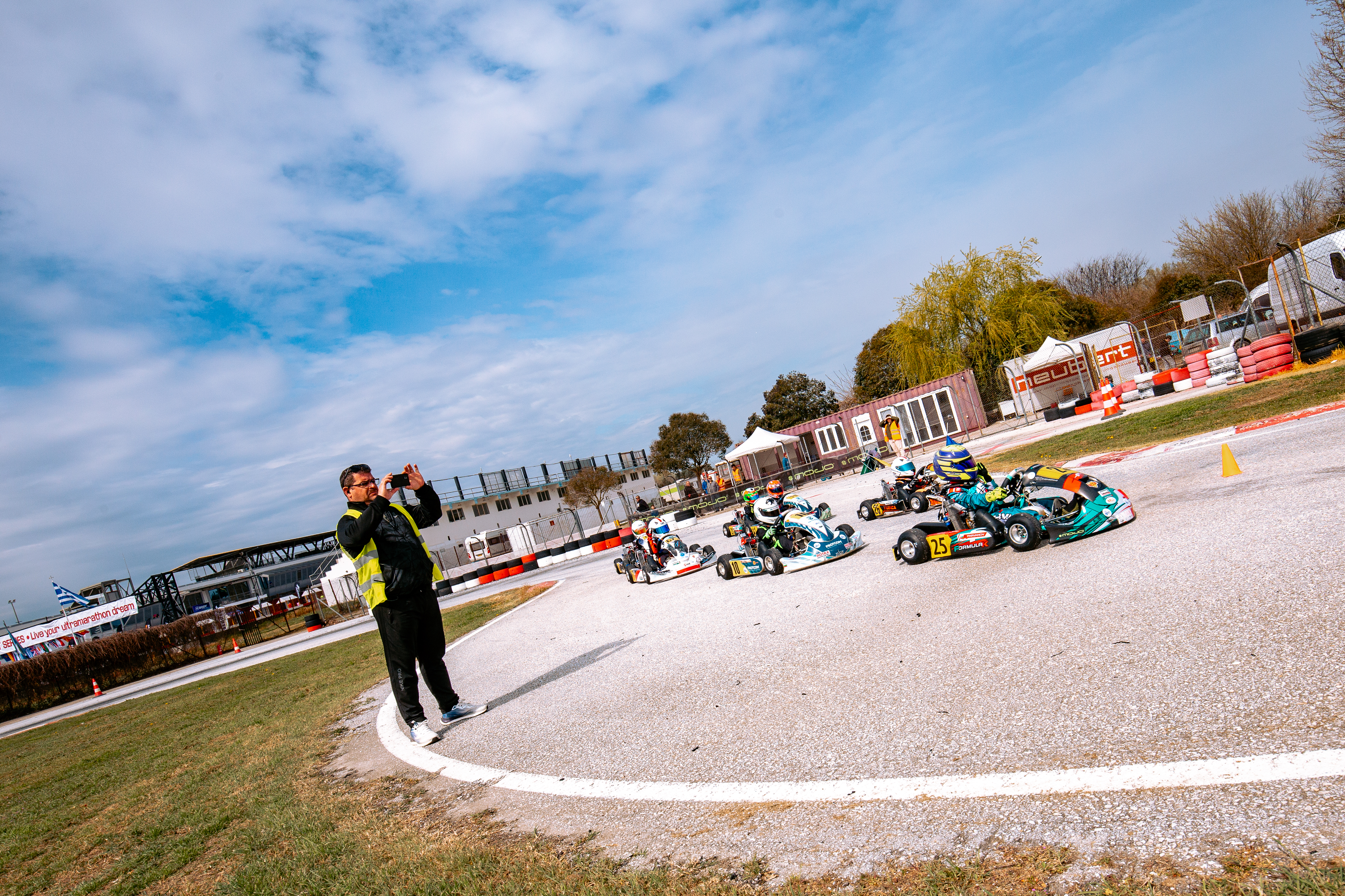 Racebg26-53.jpg