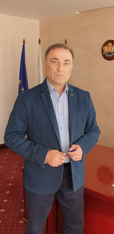 Кметът на Нова Загора Николай Грозев