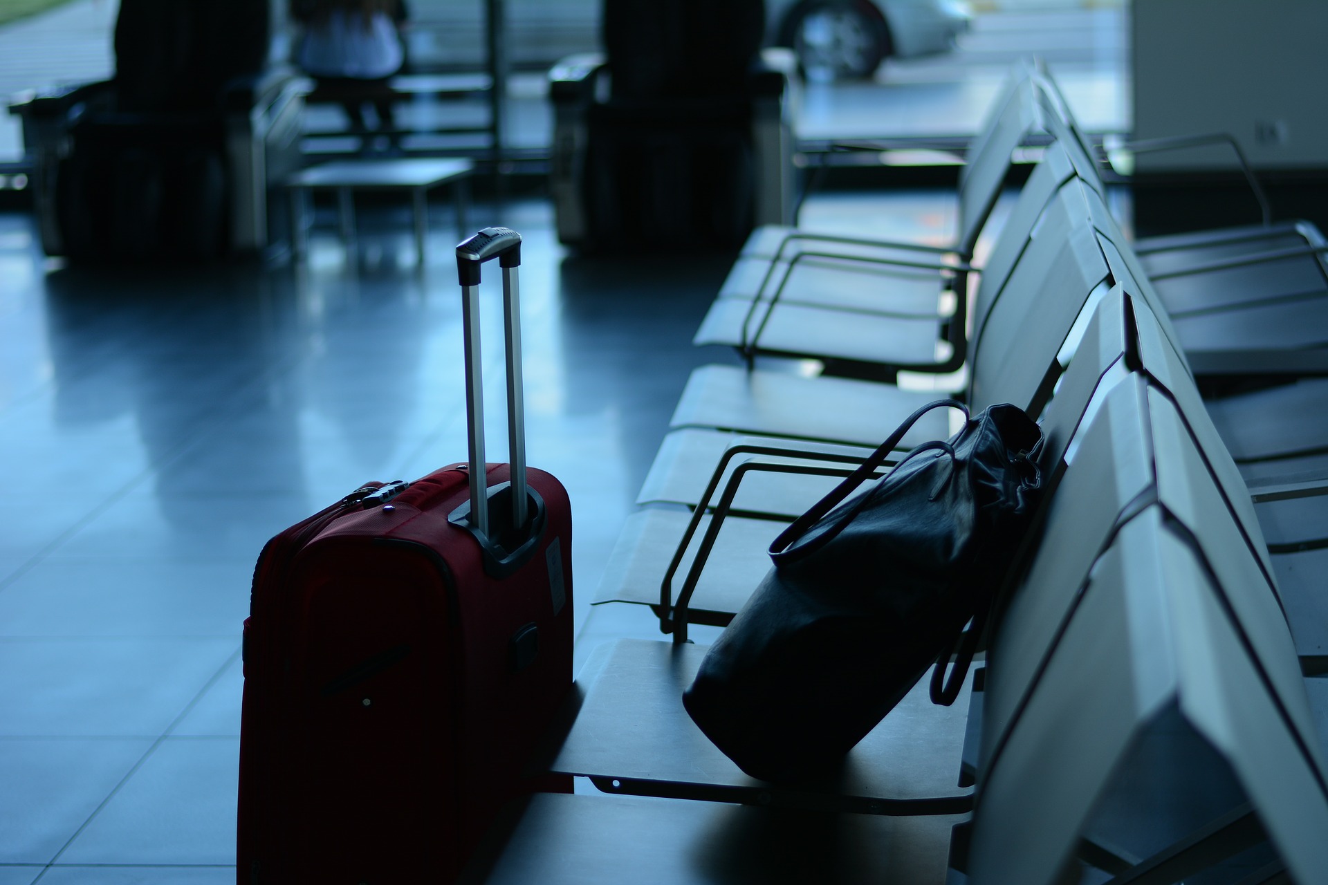 airport-g5c77f7711_1920.jpg