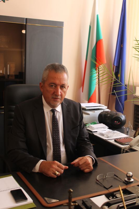 Поздрав на Областния управител Чавдар Божурски по случай Осми април