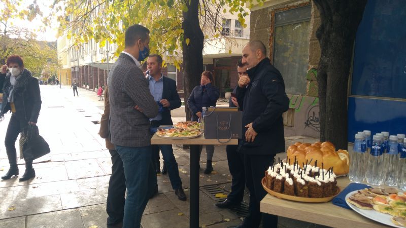 Откриха офис на "Републиканци за България" в Сливен