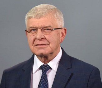 Министър Ананиев