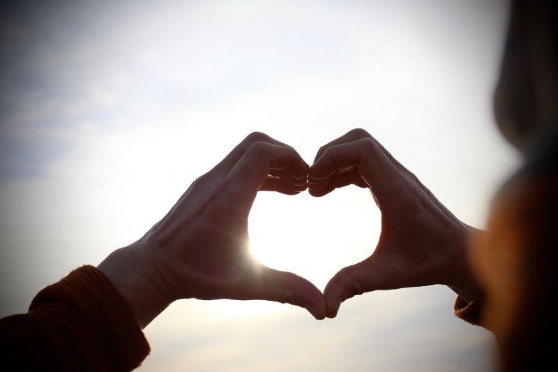 heart-5890416_1280.jpg
