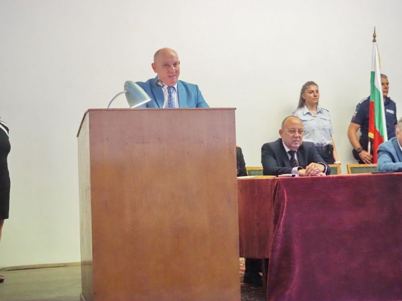 IMG-076dd7042857dc0fbcefe31b91fb8af6-V.jpg