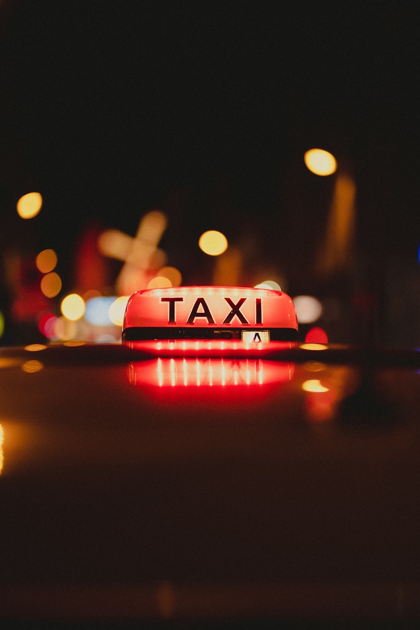 taxi-7433597_1280.jpg