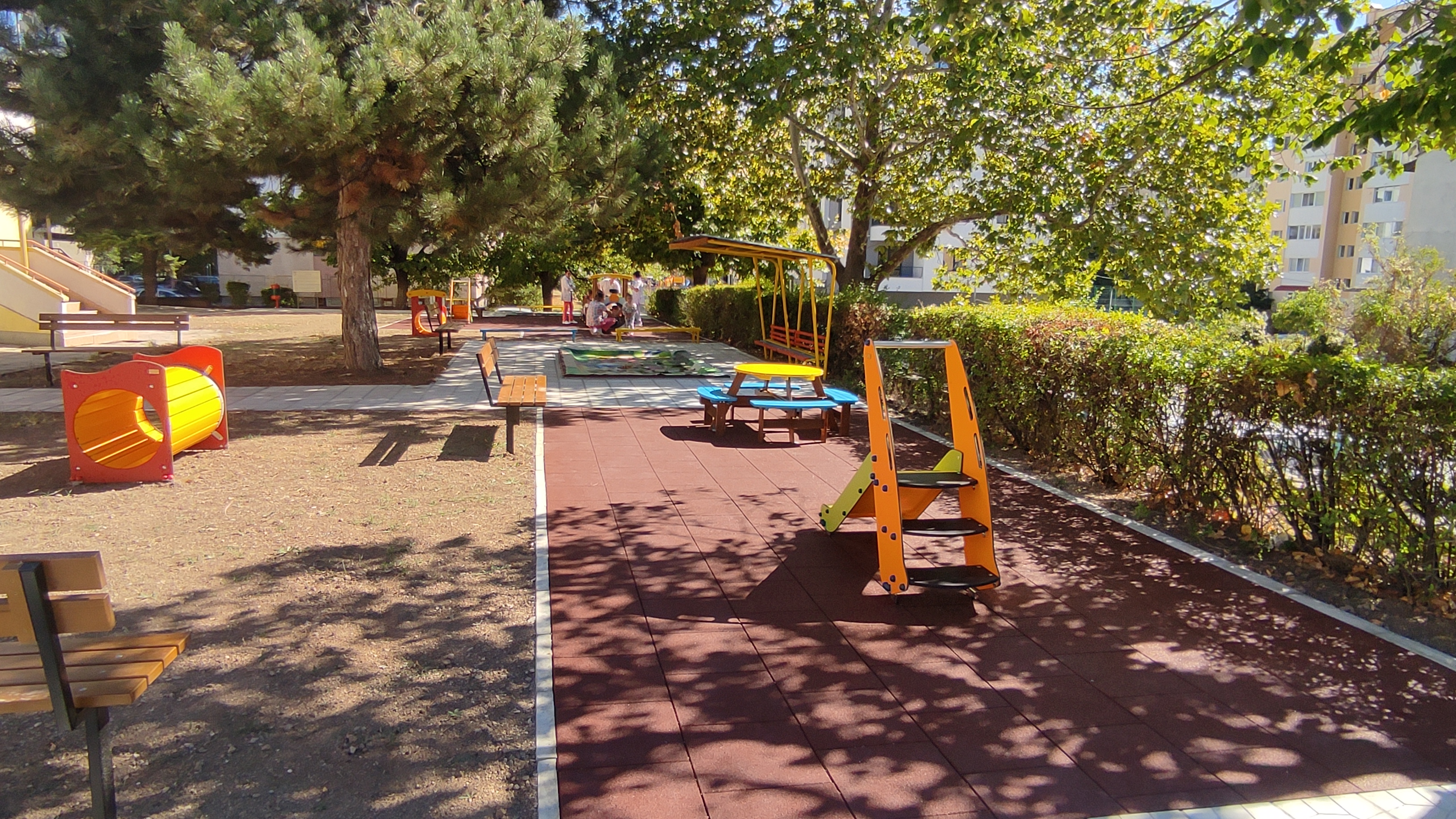 1758716638544.jpg