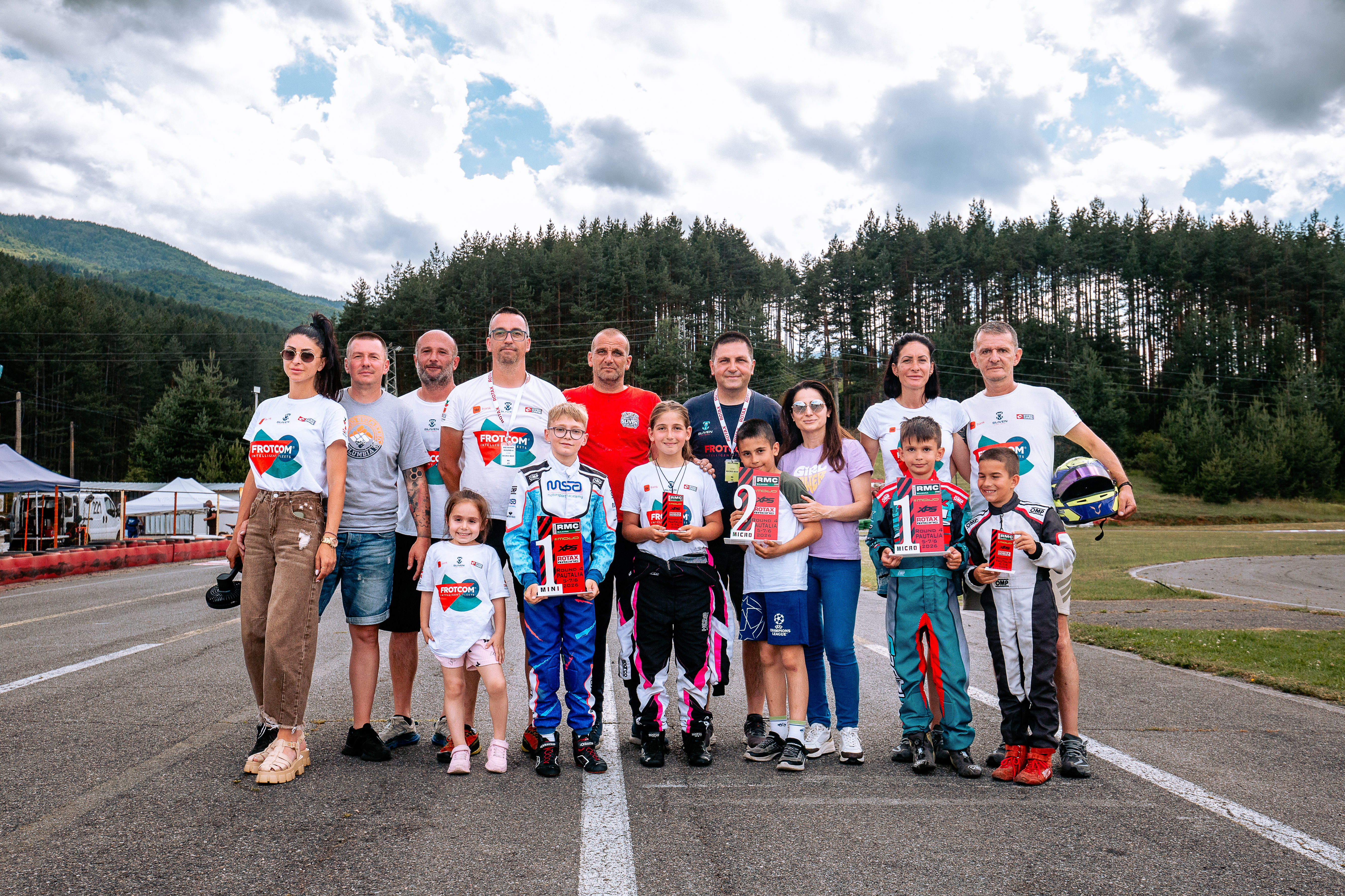 Racebg-23.jpg