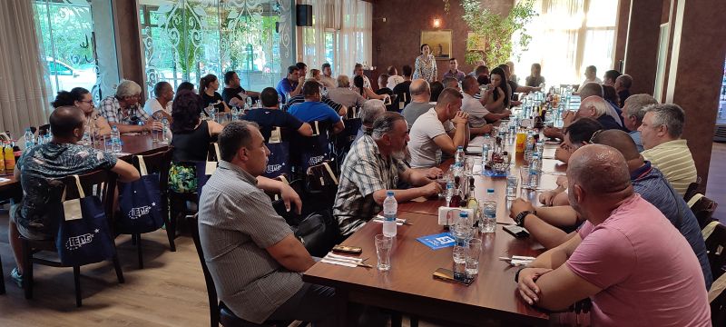 Десислава Танева: Това, което се случва в момента, е в ущърб на българските земеделски производители