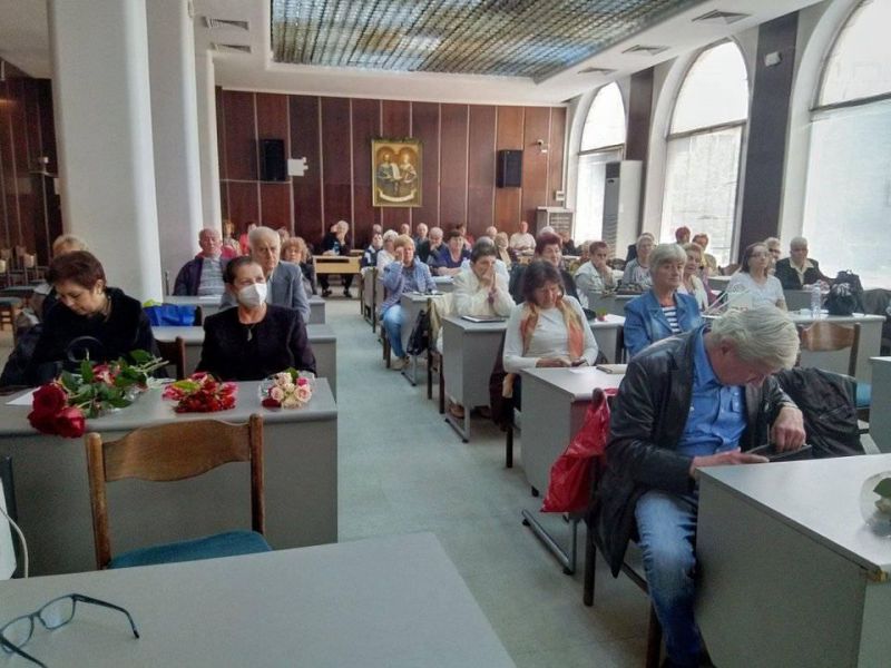 Соня Келеведжиева беше гост на извънредната изборна конференция на Съюз на пенсионерите -2004 ОБЕДИНЕНИ