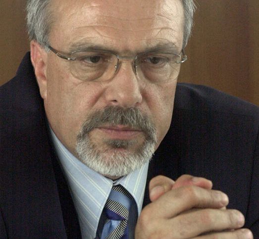 Областният лидер на социалистите в Сливен и бивш министър на регионалното развитие и благоустройството Асен Гагаузов отново е член на Изпълнителното бюро на НС на БСП.
