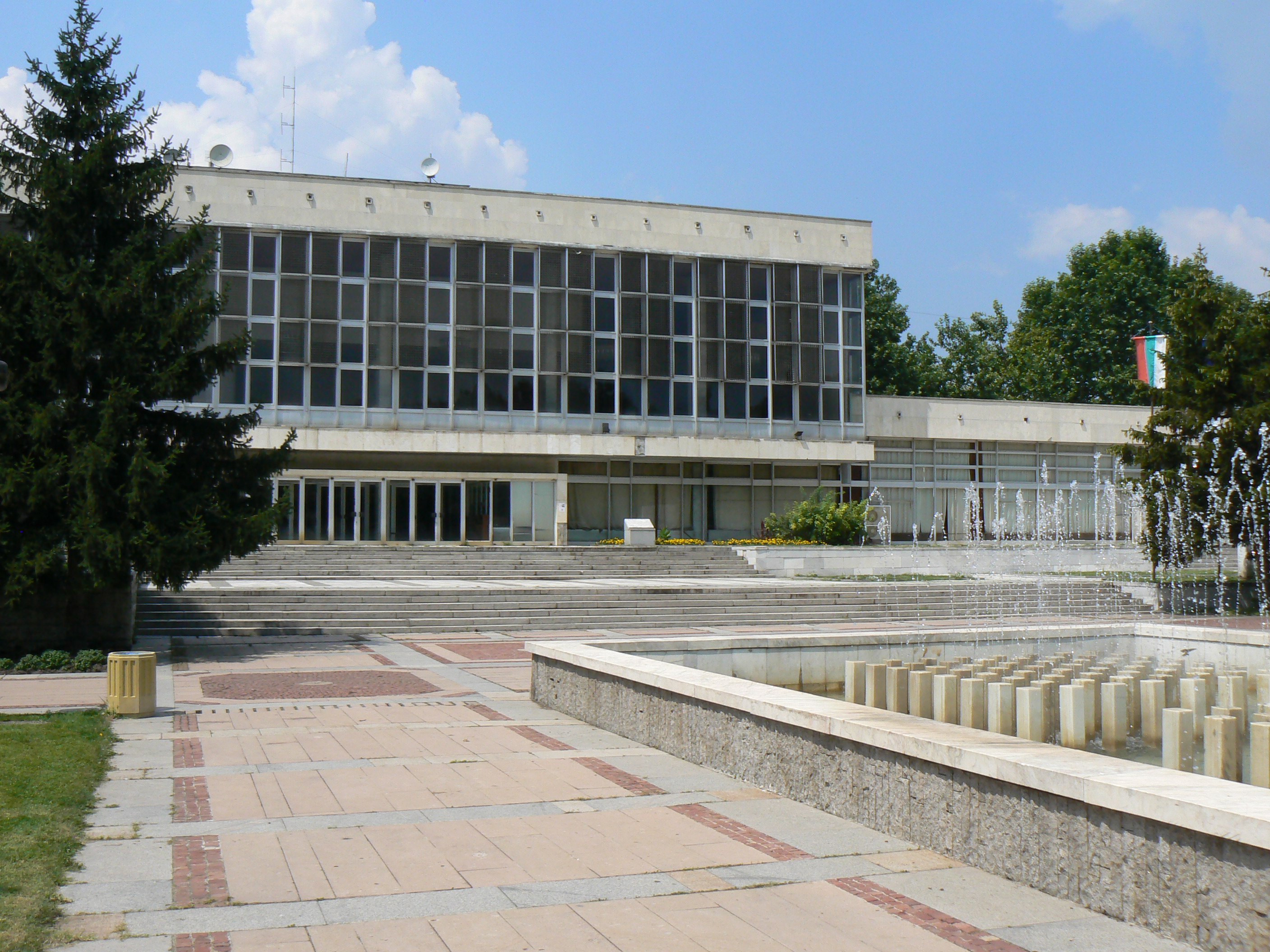 09_15_Nova-Zagora-library-DPSivkov.jpg