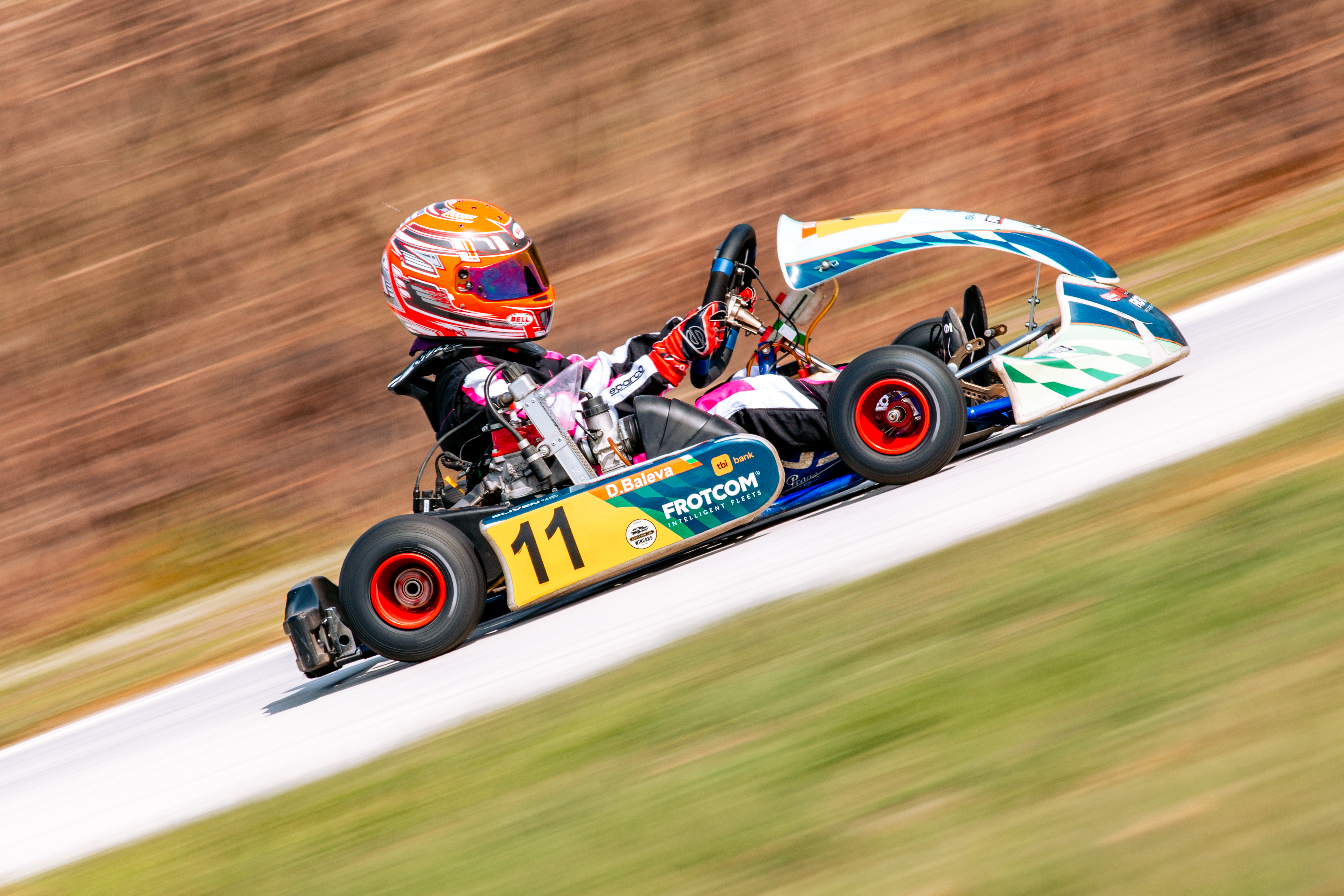 Racebg26-5.jpg