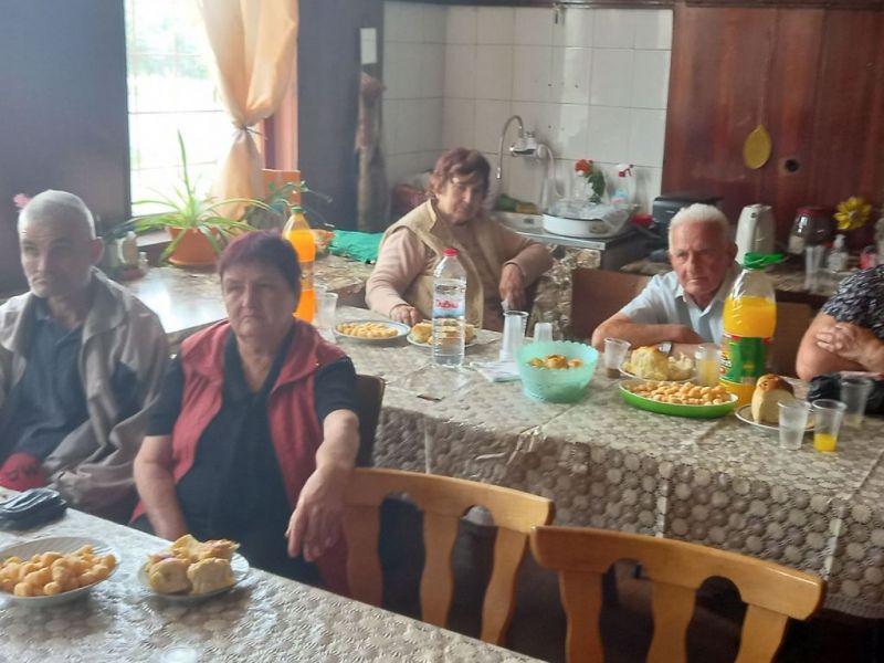 Д-р Петканска се срещна с жители на населени места в Новозагорско