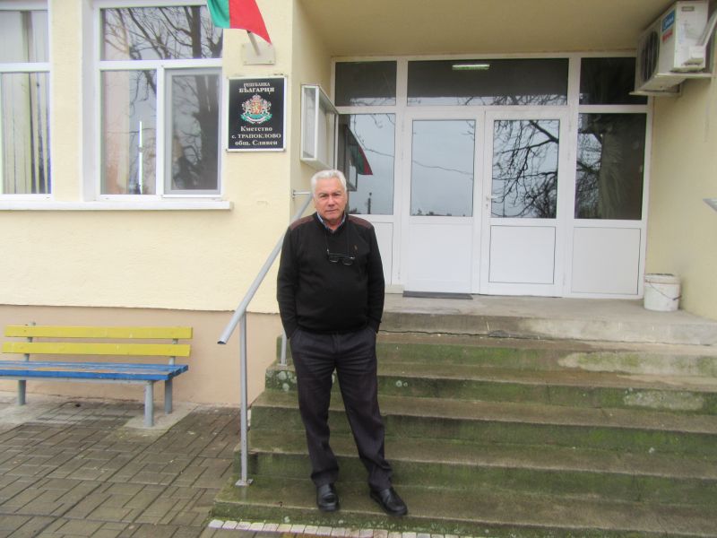 Кметът на село Трапоклово Кирил Киров