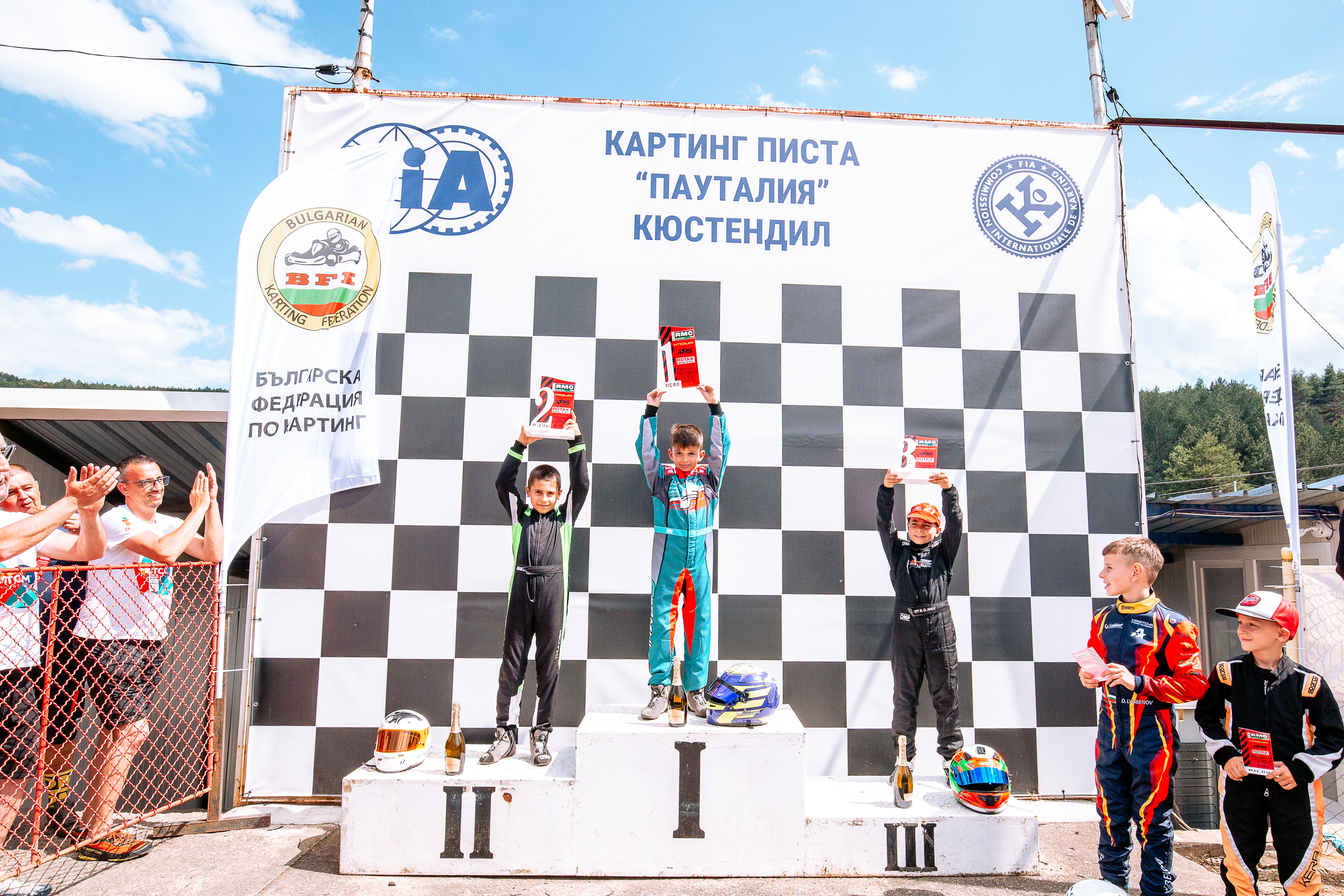 Racebg-25.jpg