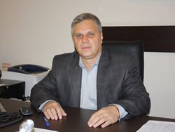 Д-р Васислав Петров