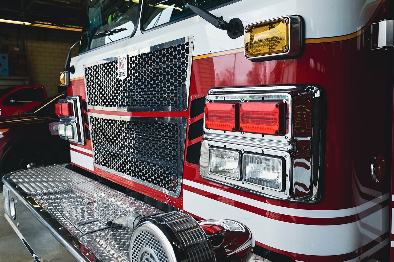 firetruck-6820125_1280.jpg