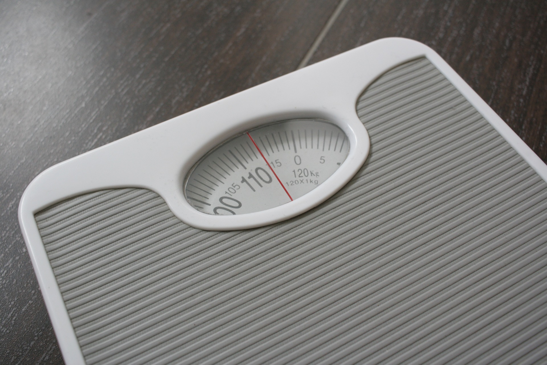 weighing-scale-gafd9afb90_1920.jpg