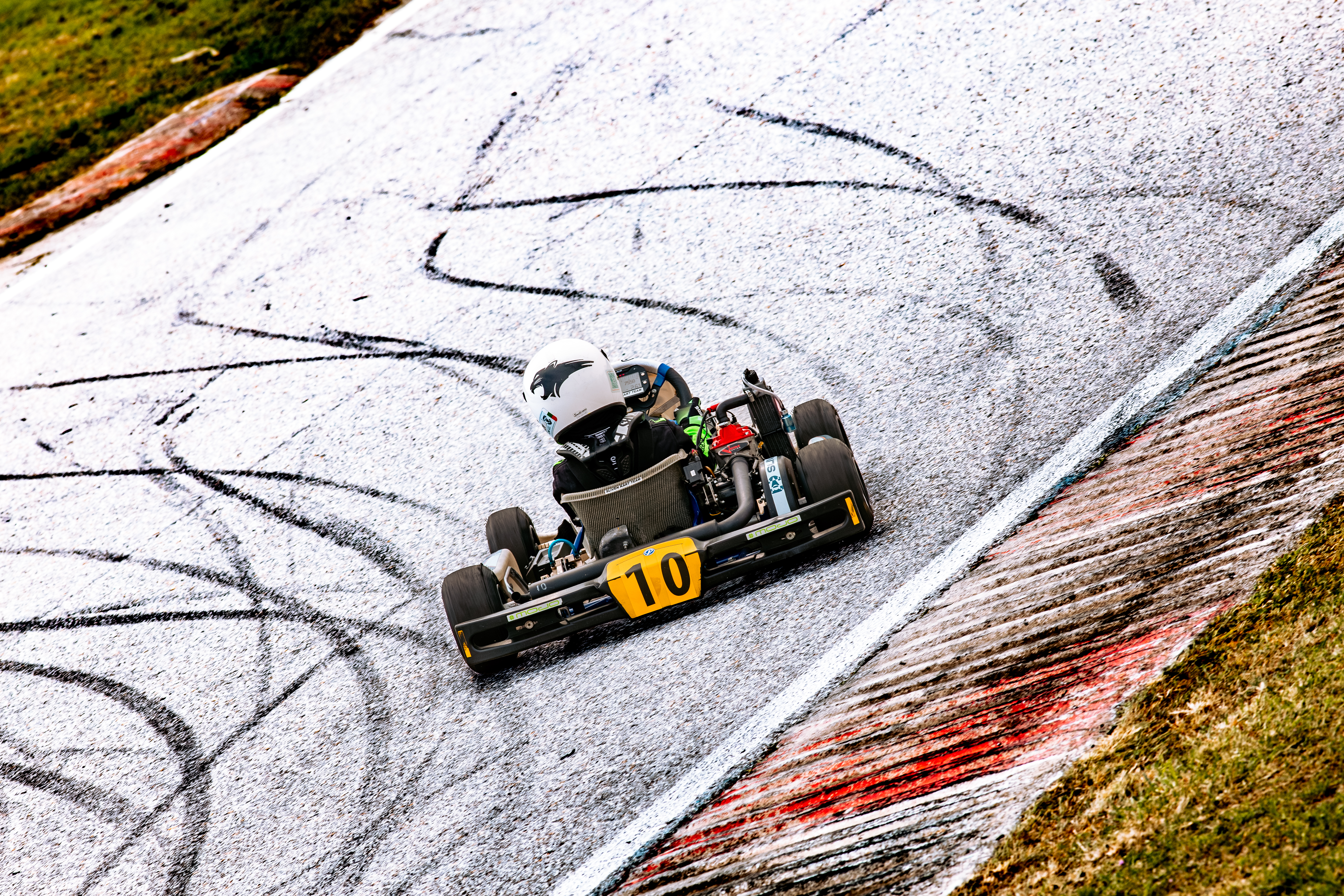 Racebg26-17.jpg